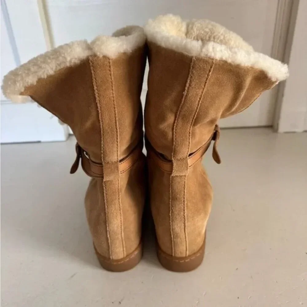 Coach tan wedge faux fur boots size 8